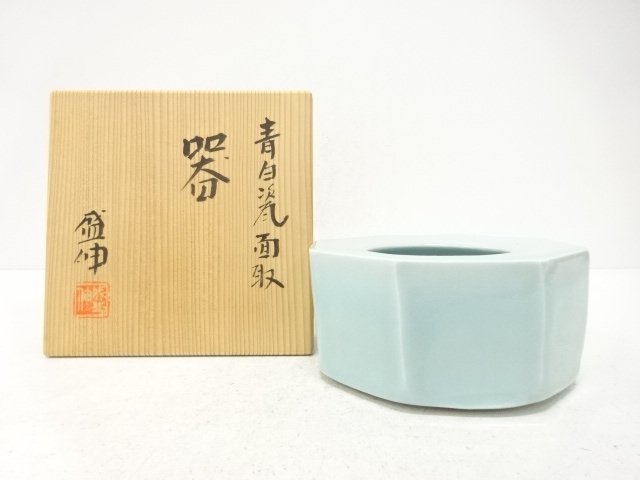JAPANESE CERAMIC / CELADON / VESSEL